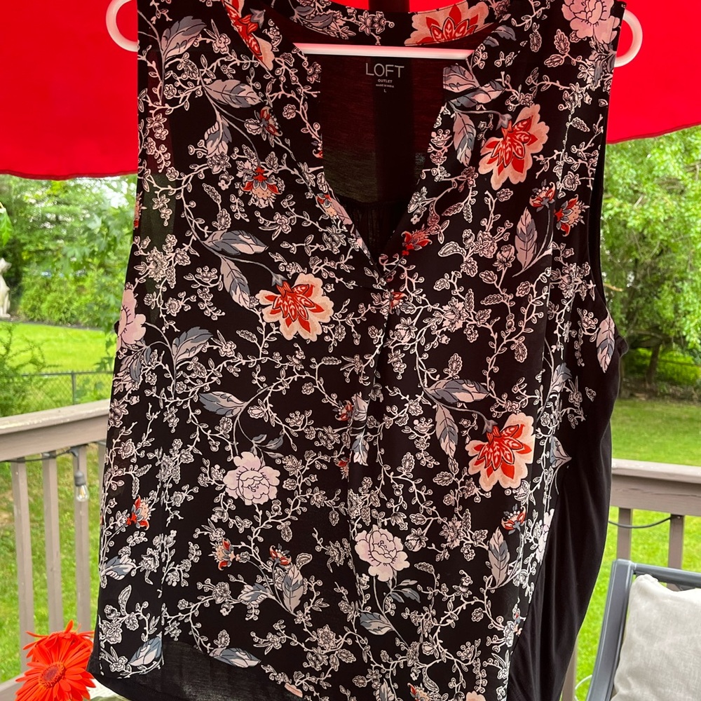 Loft Outlet Sleeveless Black And Red Floral Blouse